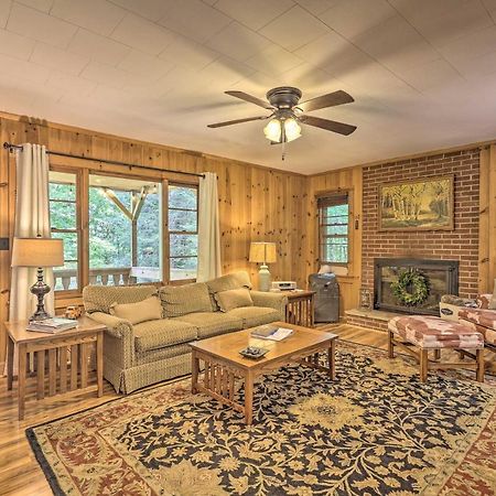 Вилла Peaceful Roaring Gap Retreat With Fire Pit And Patio! Экстерьер фото
