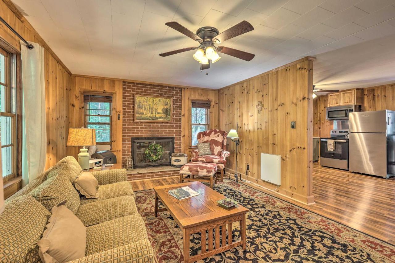 Вилла Peaceful Roaring Gap Retreat With Fire Pit And Patio! Экстерьер фото