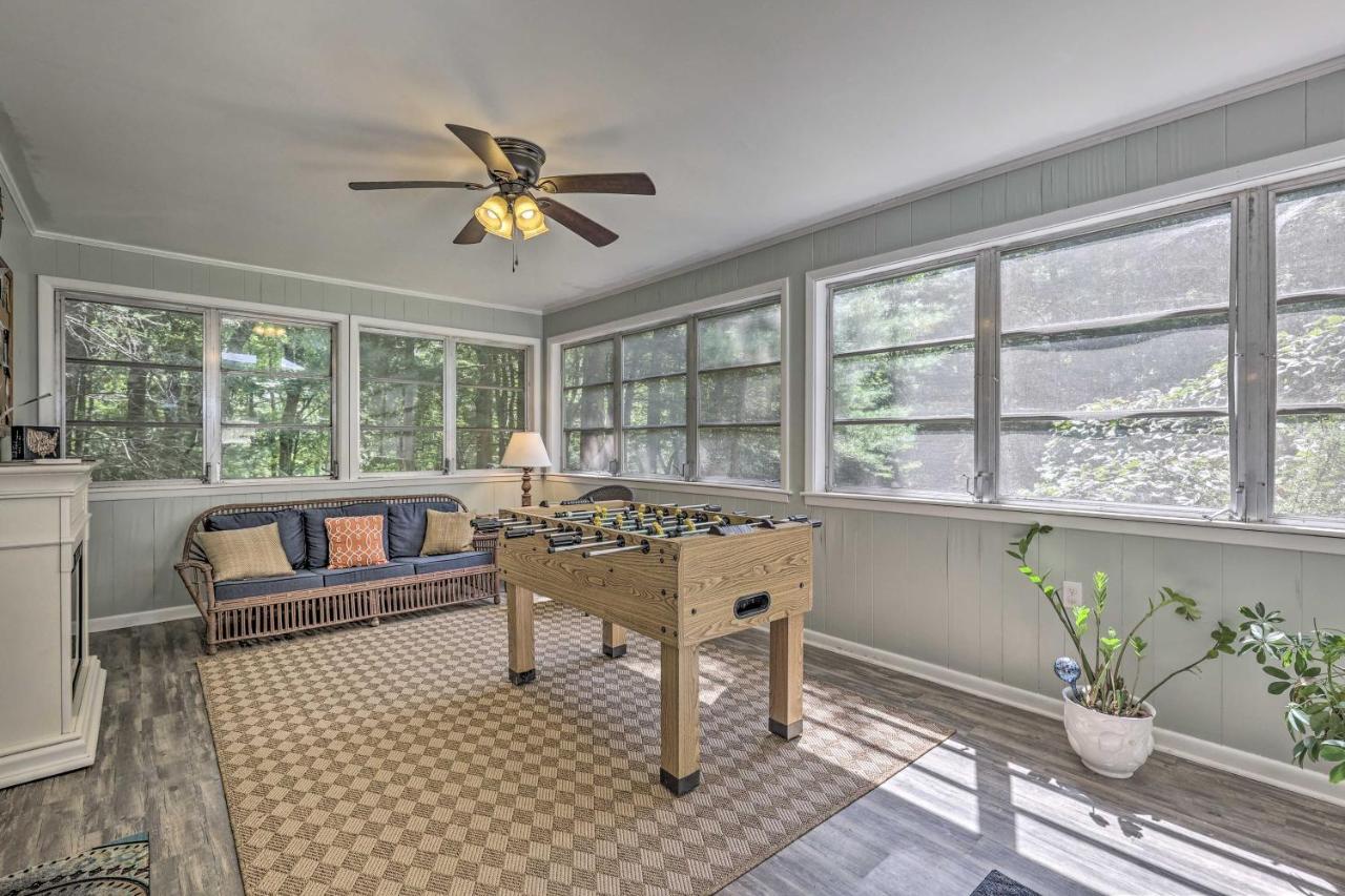 Вилла Peaceful Roaring Gap Retreat With Fire Pit And Patio! Экстерьер фото