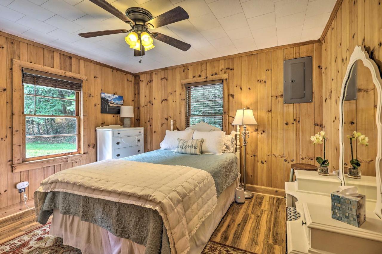 Вилла Peaceful Roaring Gap Retreat With Fire Pit And Patio! Экстерьер фото