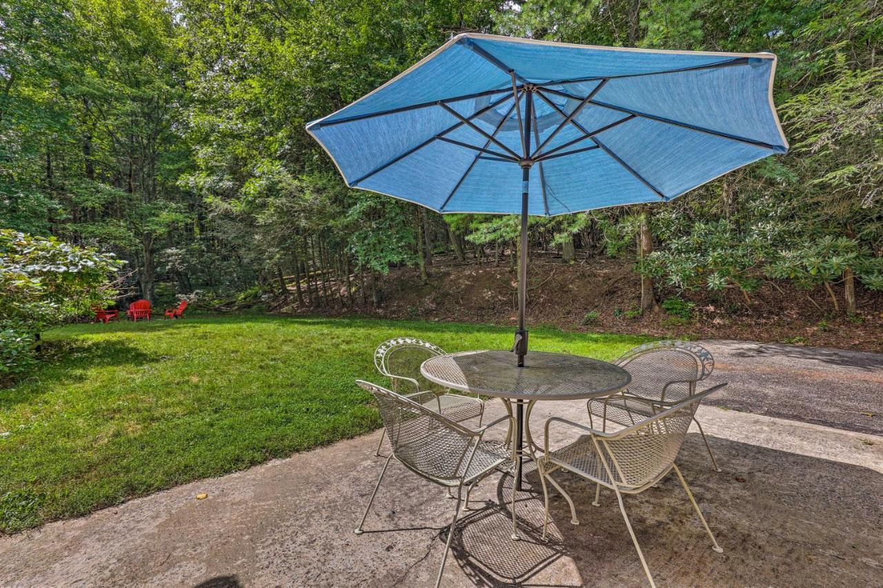 Вилла Peaceful Roaring Gap Retreat With Fire Pit And Patio! Экстерьер фото